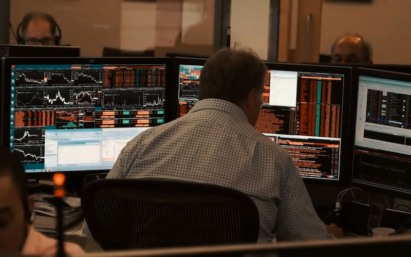 地缘风险推升TTF气价飙升，贵金属高位回落：避险失效还是资金结构重定价？